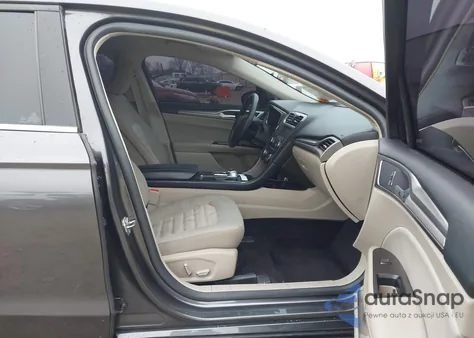 2017 Ford Fusion Se z USA, uszkodzony, nr VIN 3FA6P0H70HR388081